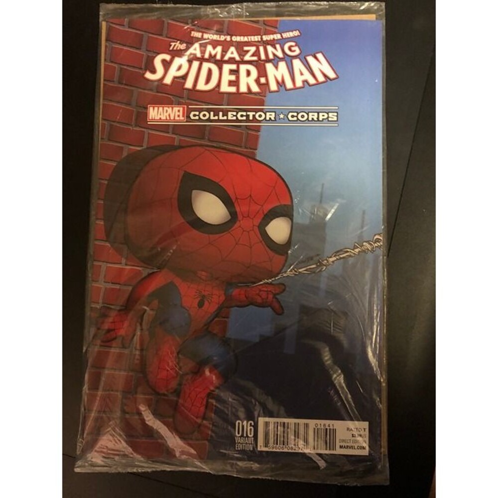 AMAZING SPIDER-MAN #16 MARVEL COLLECTOR CORPS FUNKO VARIANT SEALED!!!